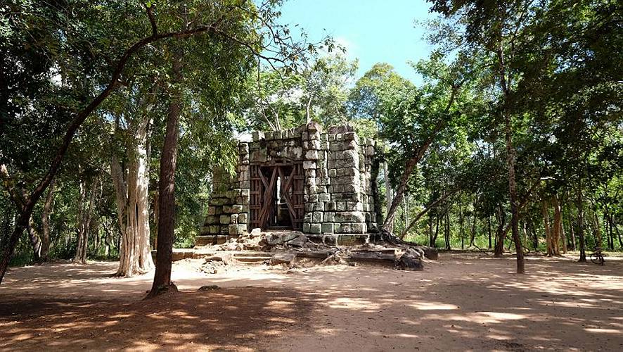 24-prasat linga-01